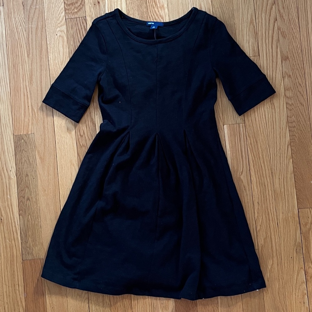 GAP Kids Black Knit Pleated Dress Cuffed Elbow Sleeves  Girls XL 12. NWT.